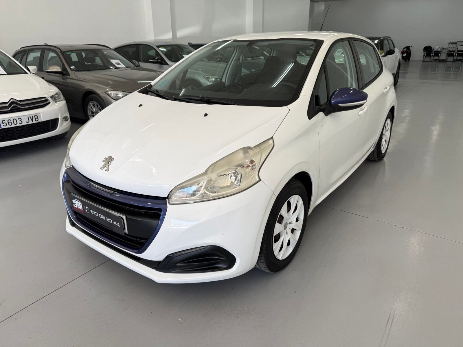PEUGEOT 208 1.0 68cv like 