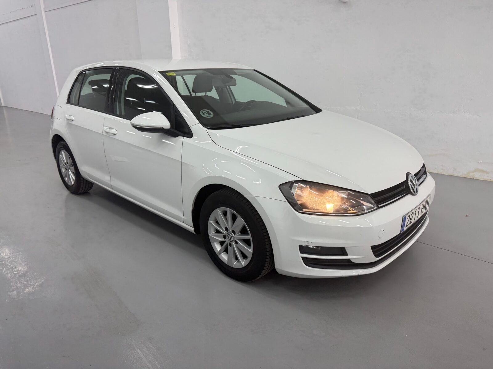 VOLKSWAGEN Golf 1.6 TDI 105 EDITION 