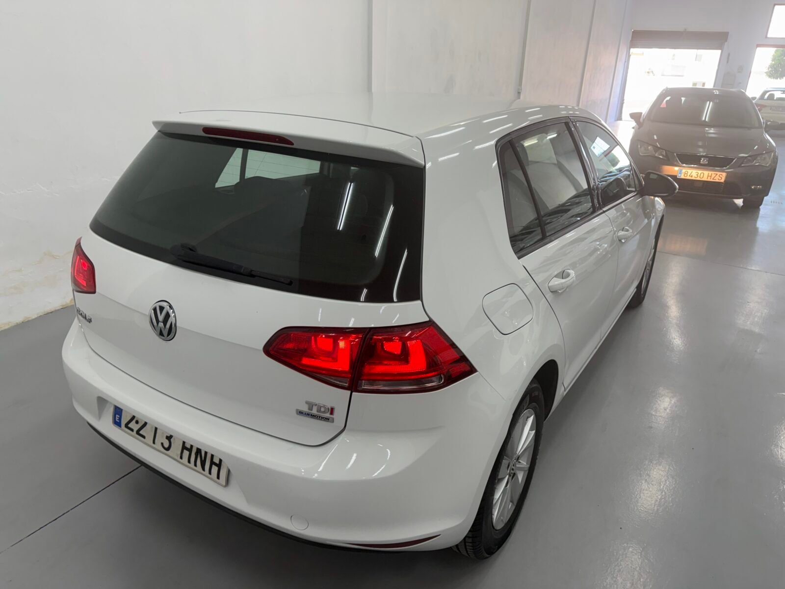 VOLKSWAGEN Golf 1.6 TDI 105 EDITION 