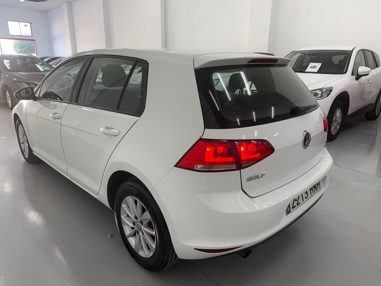 VOLKSWAGEN Golf 1.6 TDI 105 EDITION 