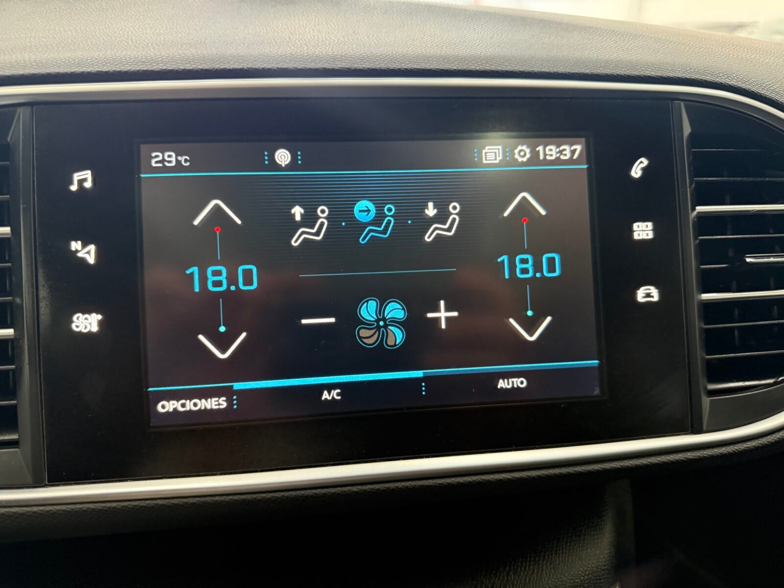 PEUGEOT 308 1.2 GASOLINA 130cv SW Allure 
