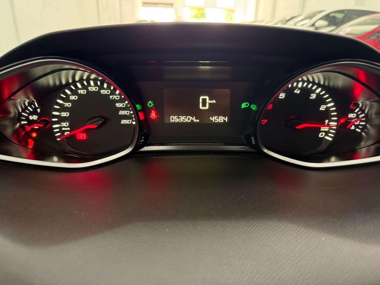 PEUGEOT 308 1.2 GASOLINA 130 CV style 