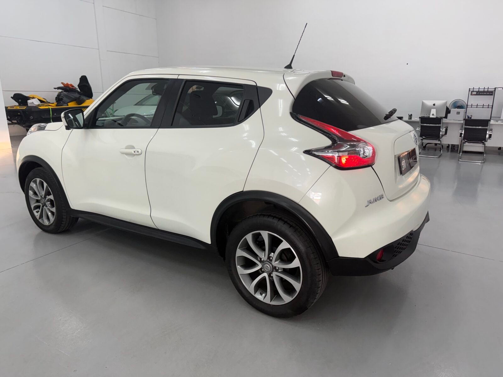 NISSAN NISSAN JUKE TEKNA SPORT 