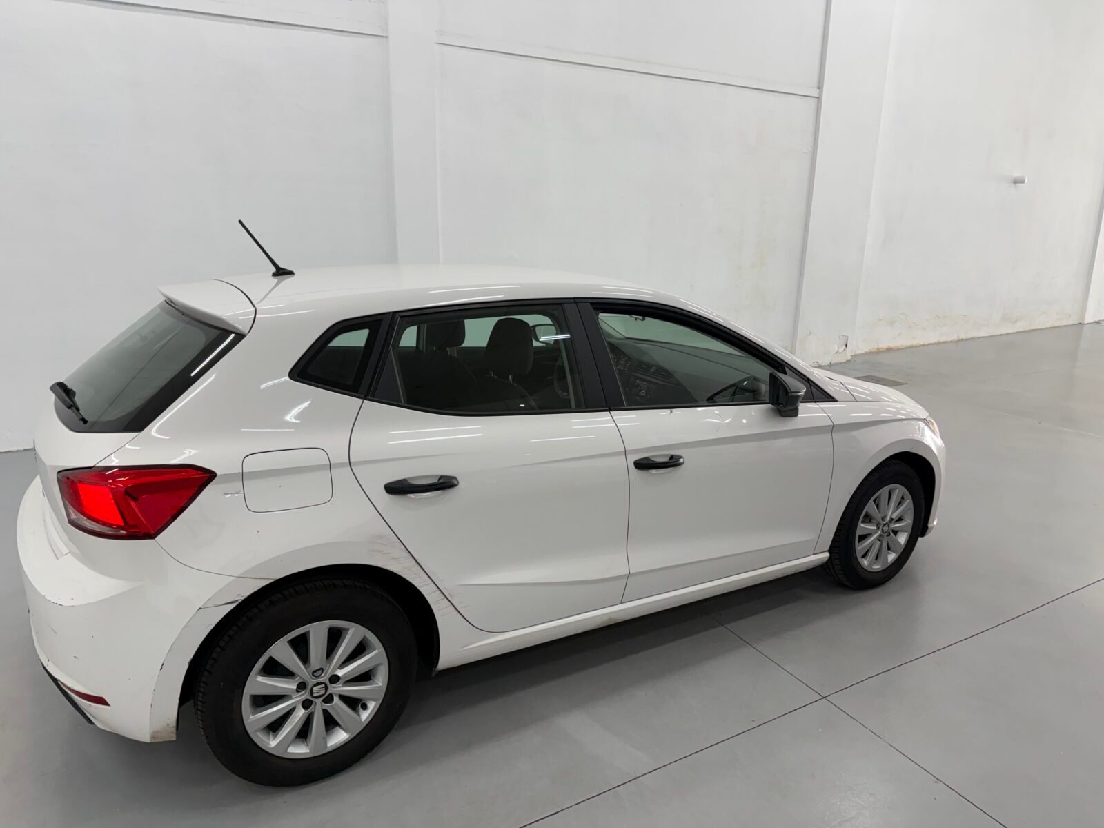 SEAT IBIZA 1.0 GASOLINA 96CV 